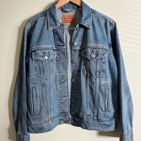 Levi's Denim Jacket - Picture 1 of 2